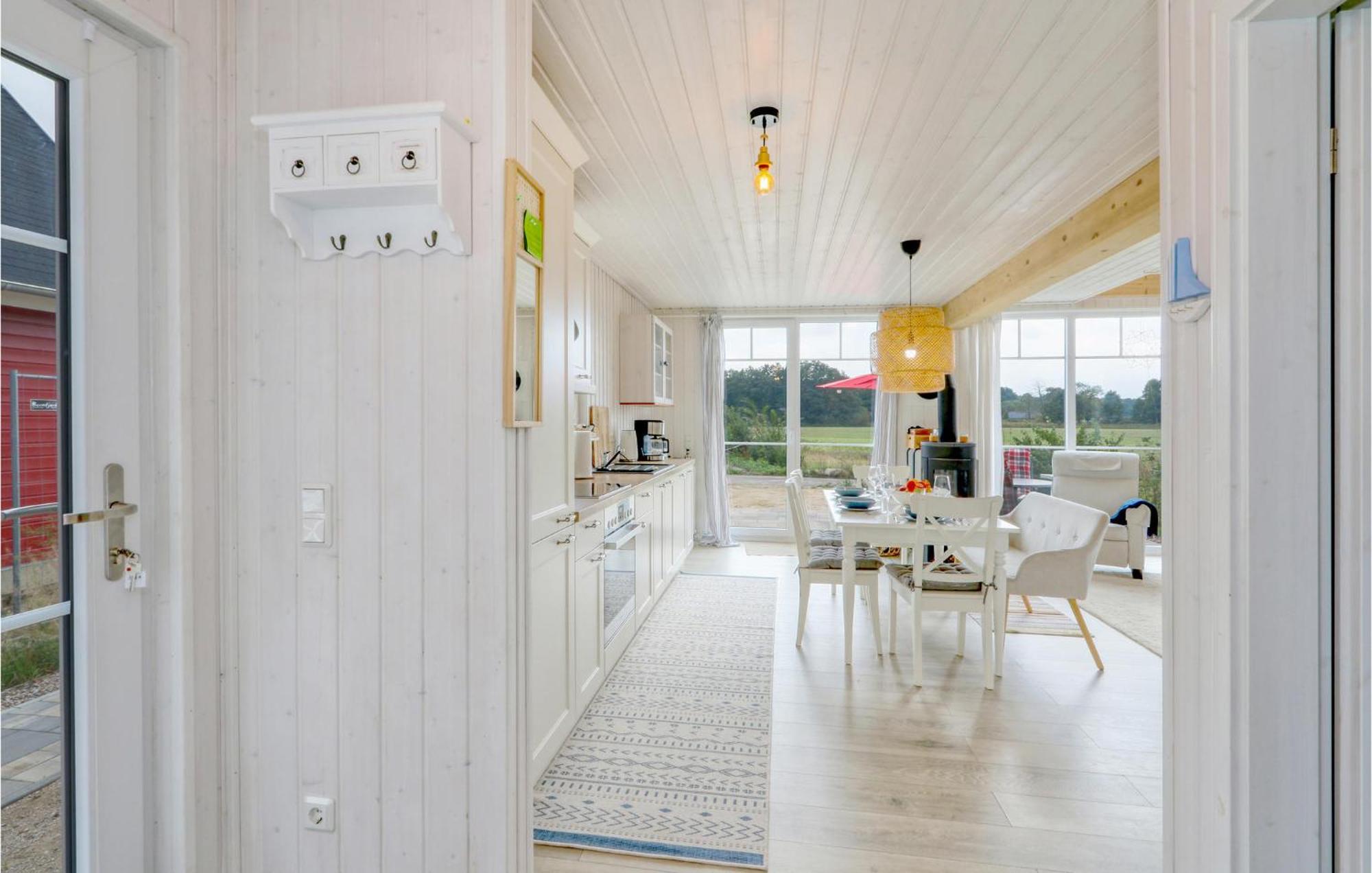 Cozy Home In Zerpenschleuse With Wifi Bagian luar foto